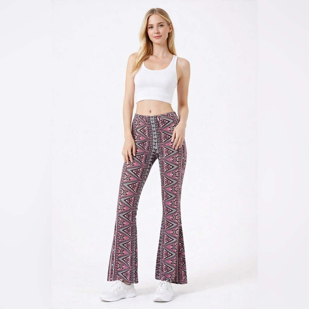 Rainbow Pull On Boho Pants Size M High Waisted Flare Leg Hippie Festival Printed